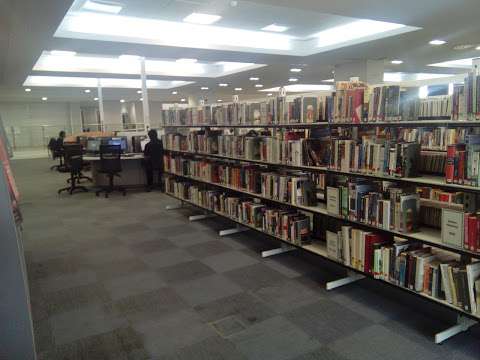 Hounslow Library photo